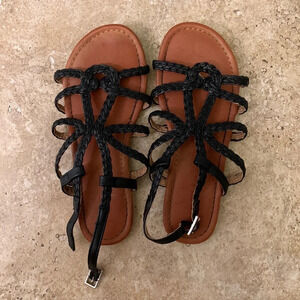 Report Little Girls black sandals - size approximately 12/13 (see description)